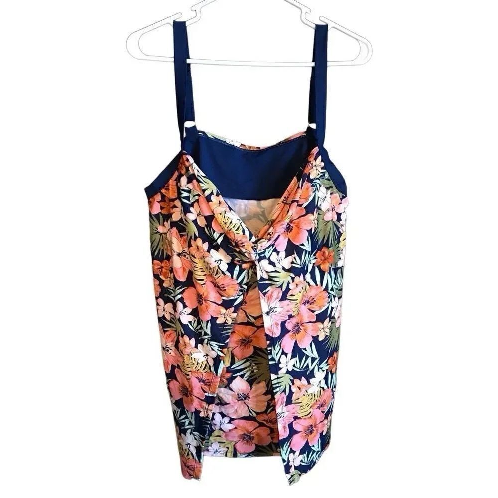 Heat swimwear 24W Tankini Top Adj Straps underwire blue floral Tiki New w/tags